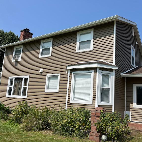 Siding beige house